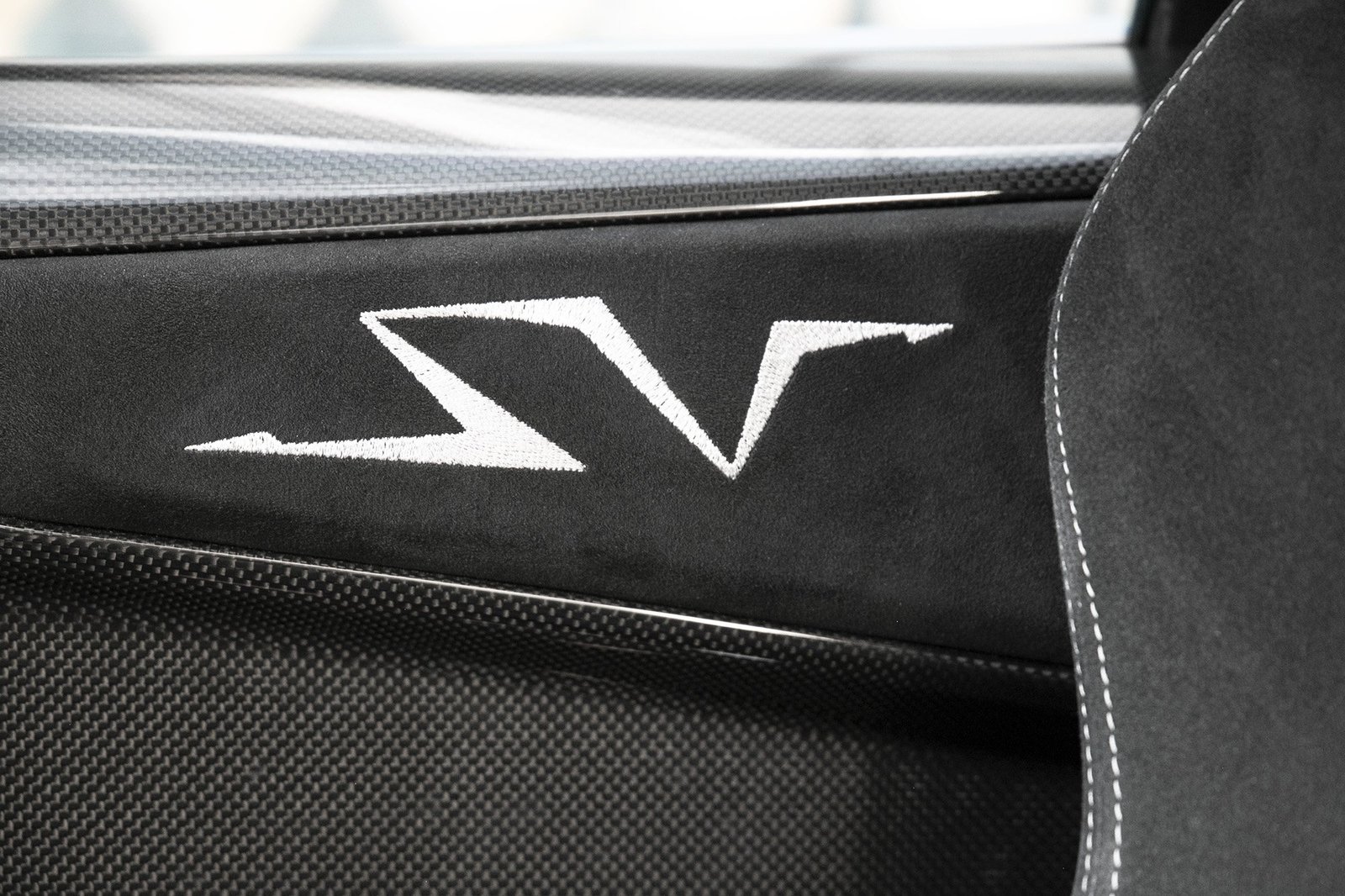 Lamborghini Murcielago LP670-4 SV