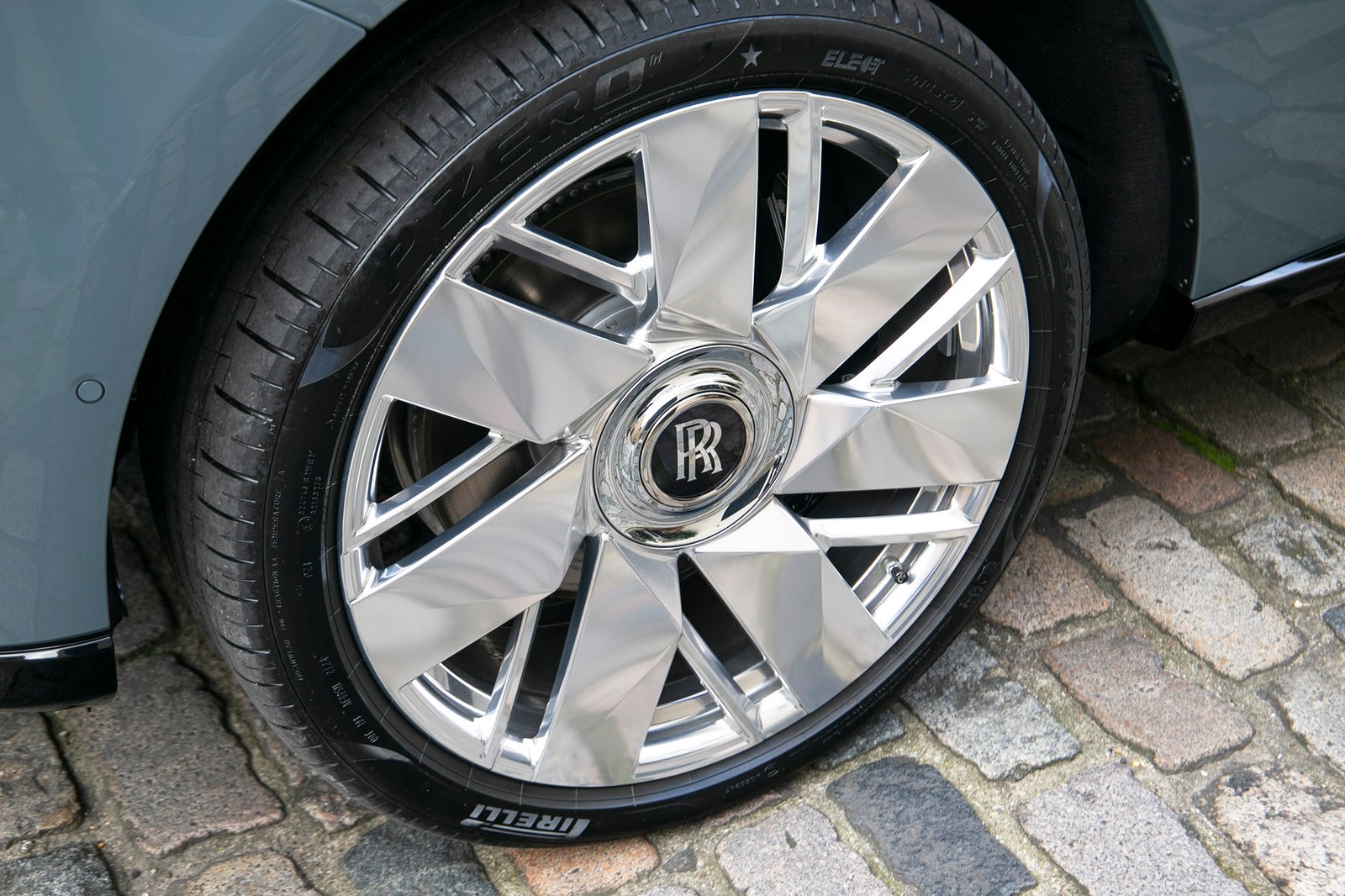 Rolls Royce Cullinan II