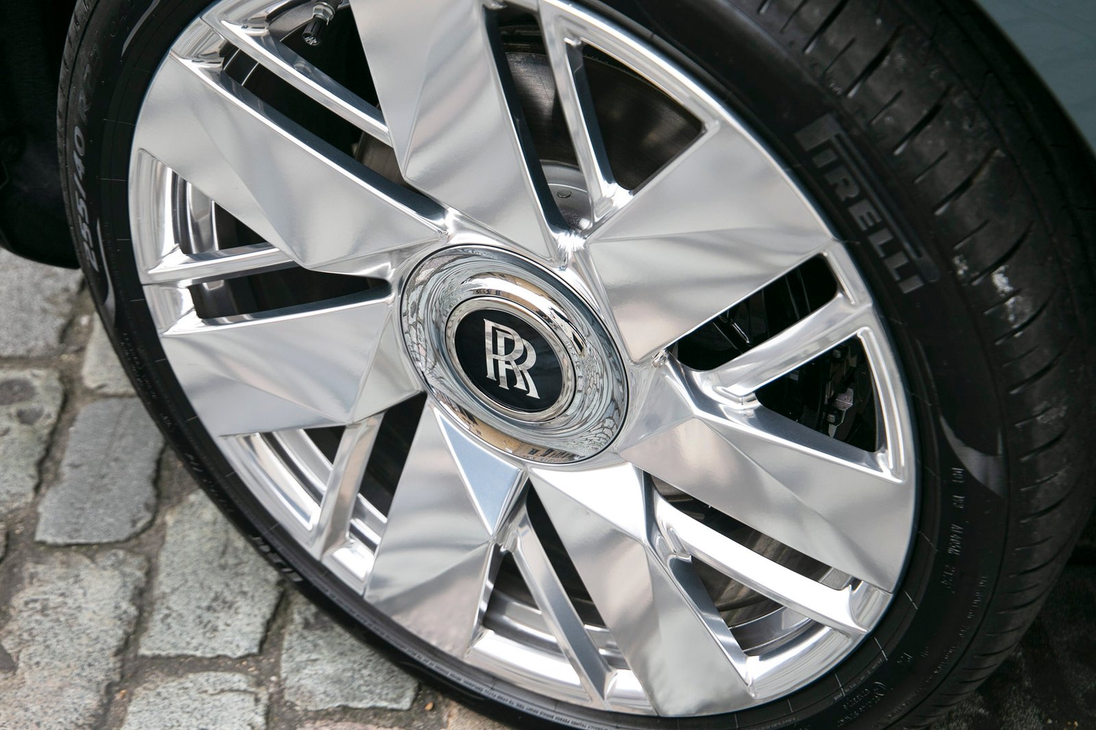 Rolls Royce Cullinan II