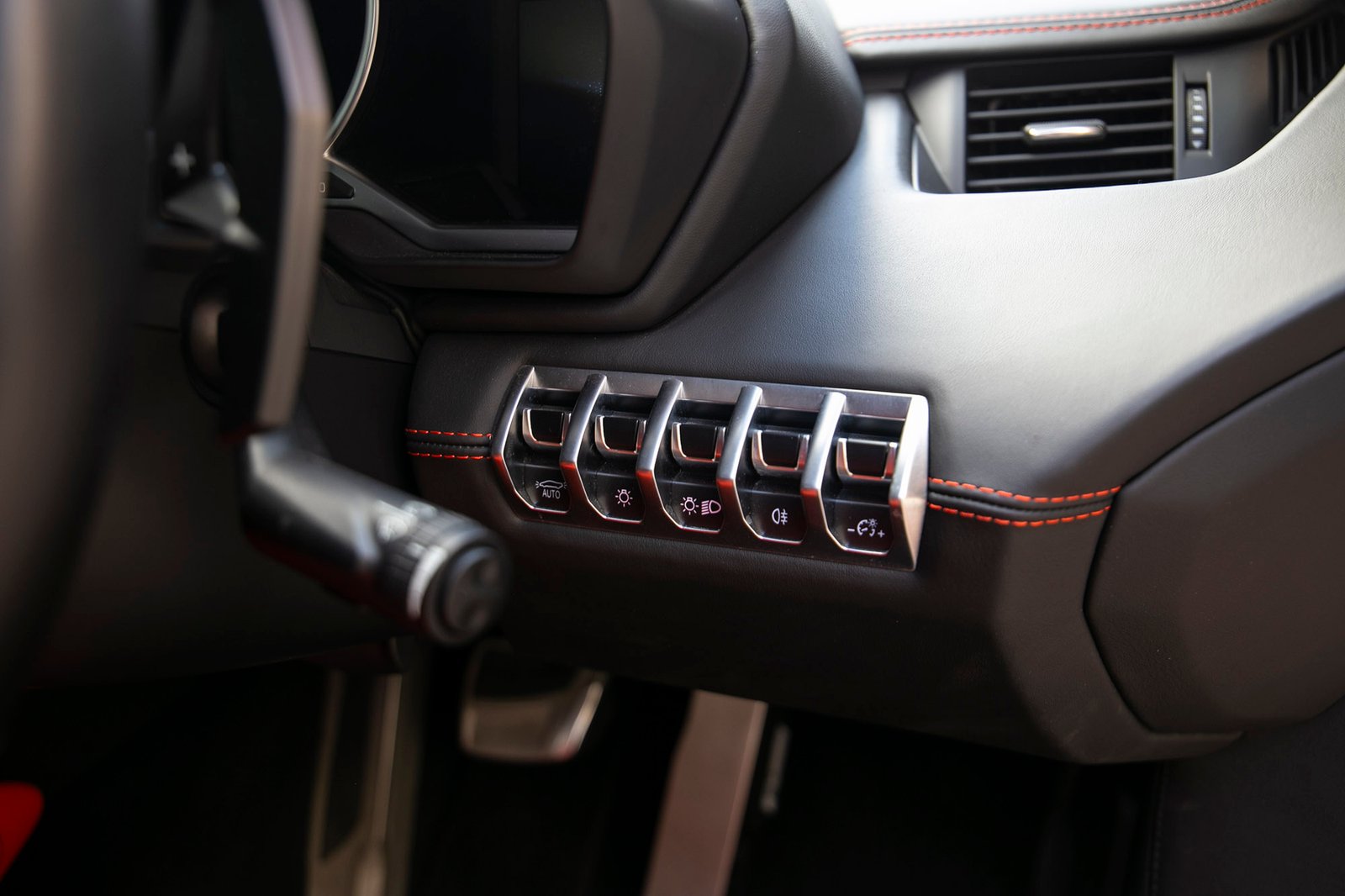 Lamborghini Aventador LP700-4