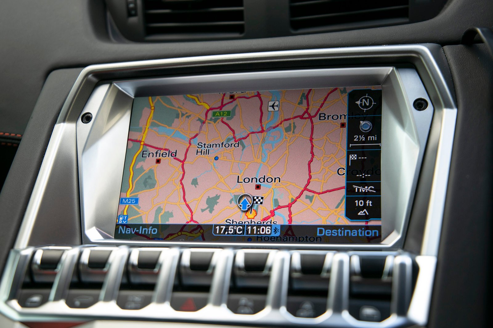 Lamborghini Aventador LP700-4