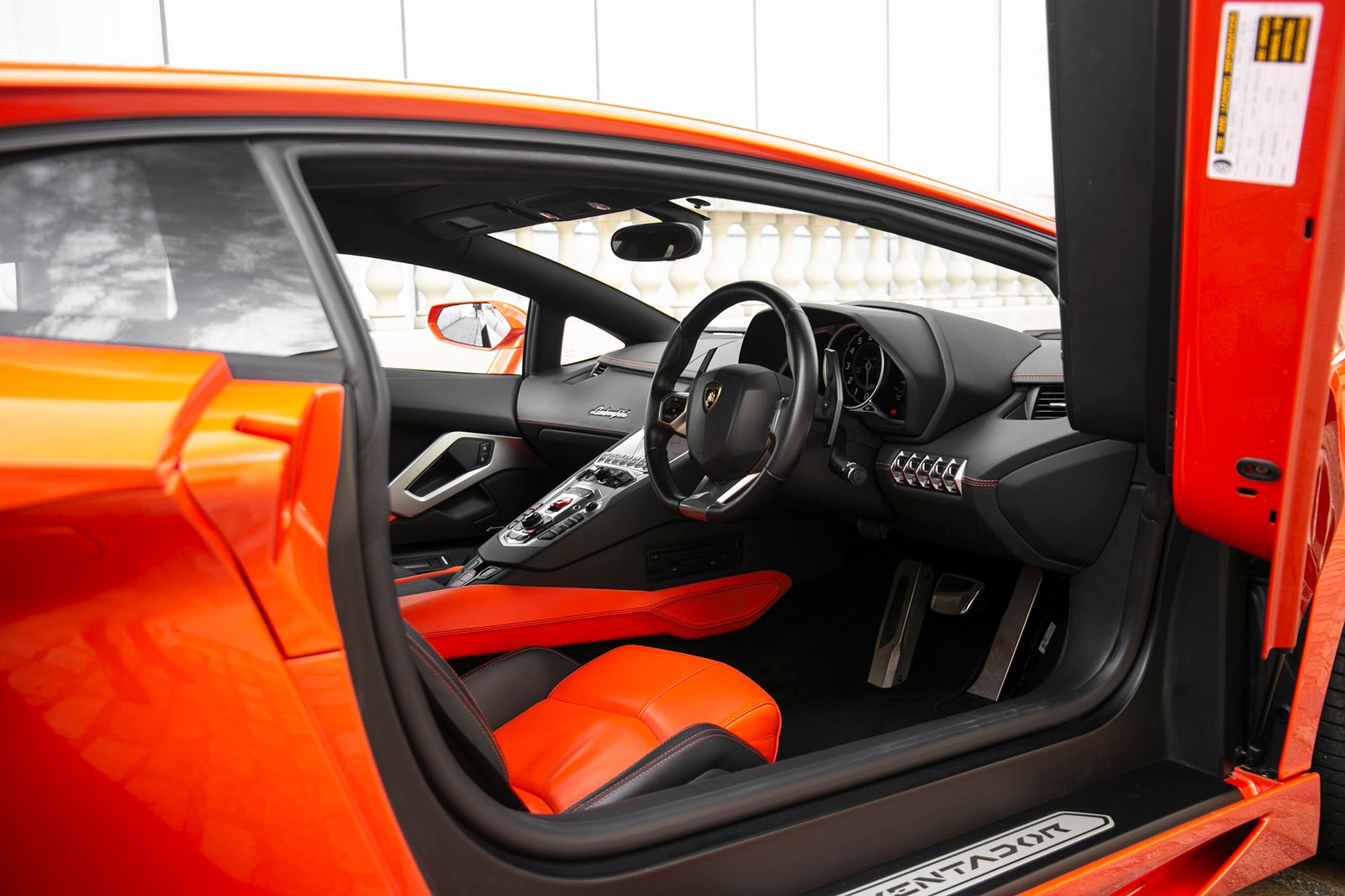 Lamborghini Aventador LP700-4