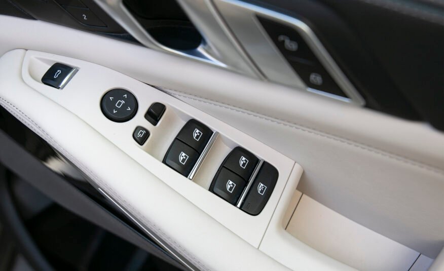 BMW X5 M50d