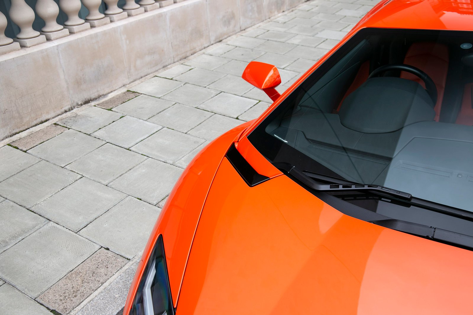 Lamborghini Aventador LP700-4