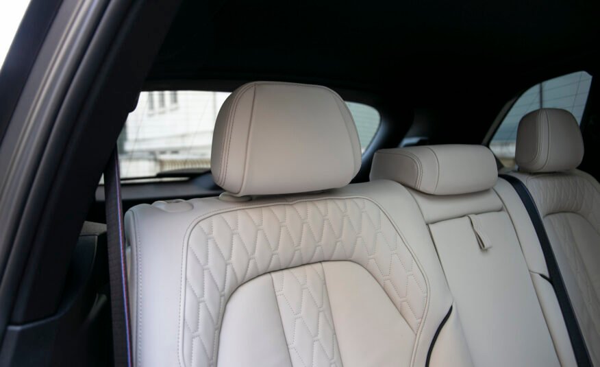 BMW X5 M50d