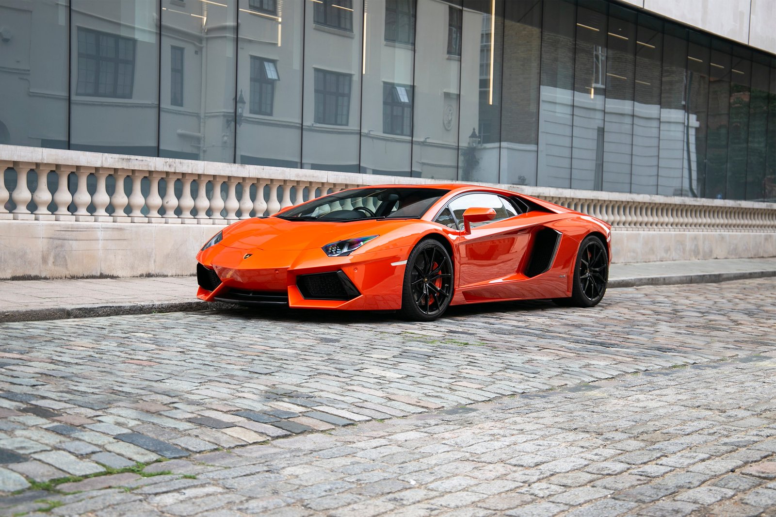 Lamborghini Aventador LP700-4