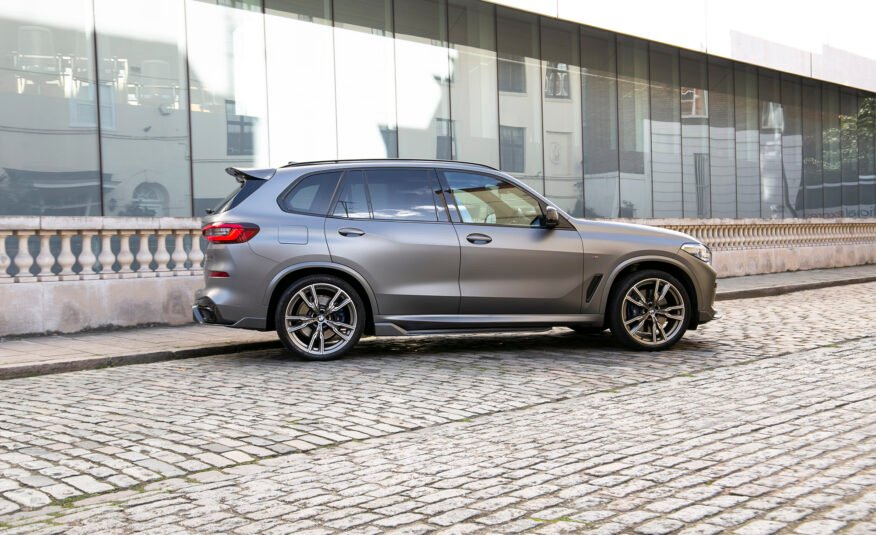 BMW X5 M50d