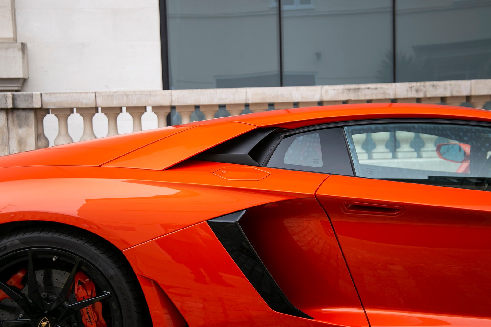 Lamborghini Aventador LP700-4