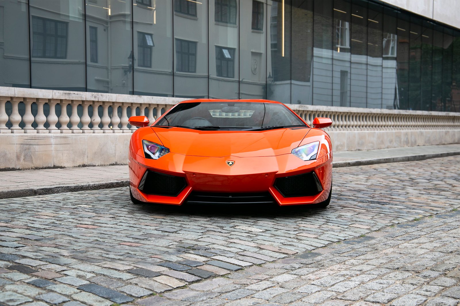 Lamborghini Aventador LP700-4