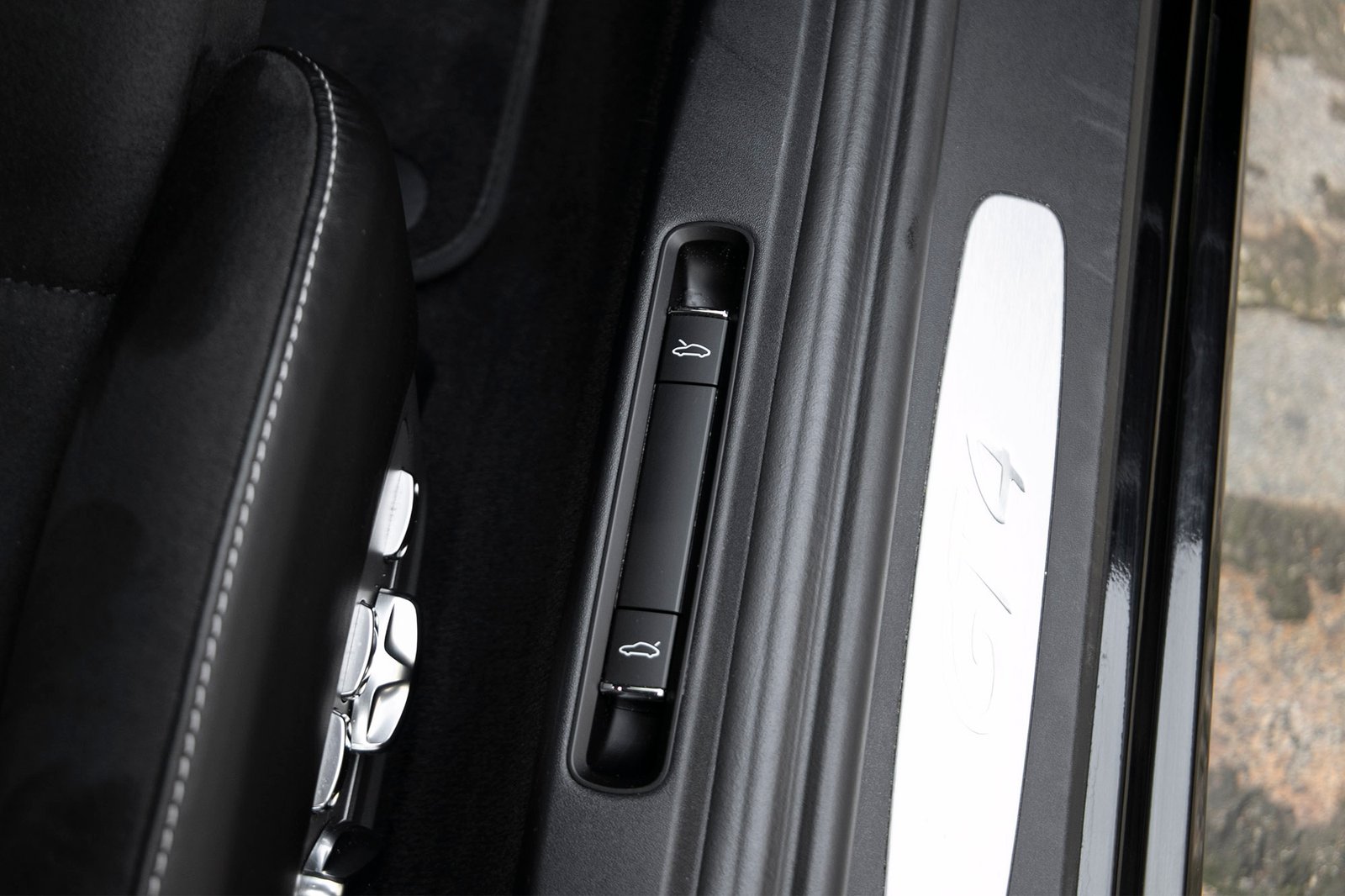 Porsche 718 Cayman GT4