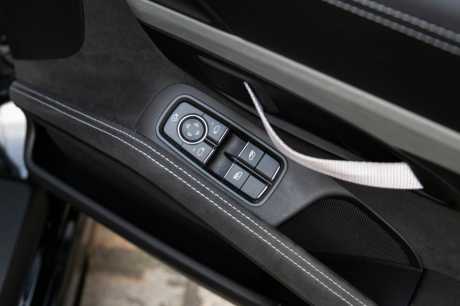 Porsche 718 Cayman GT4