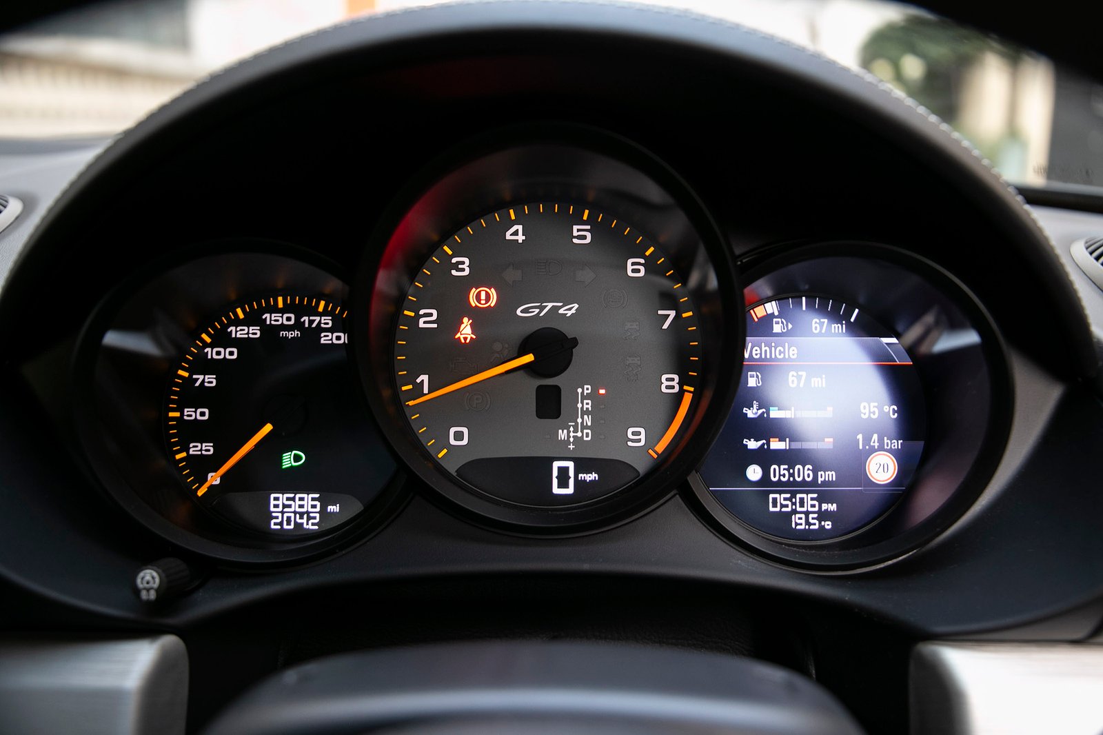 Porsche 718 Cayman GT4