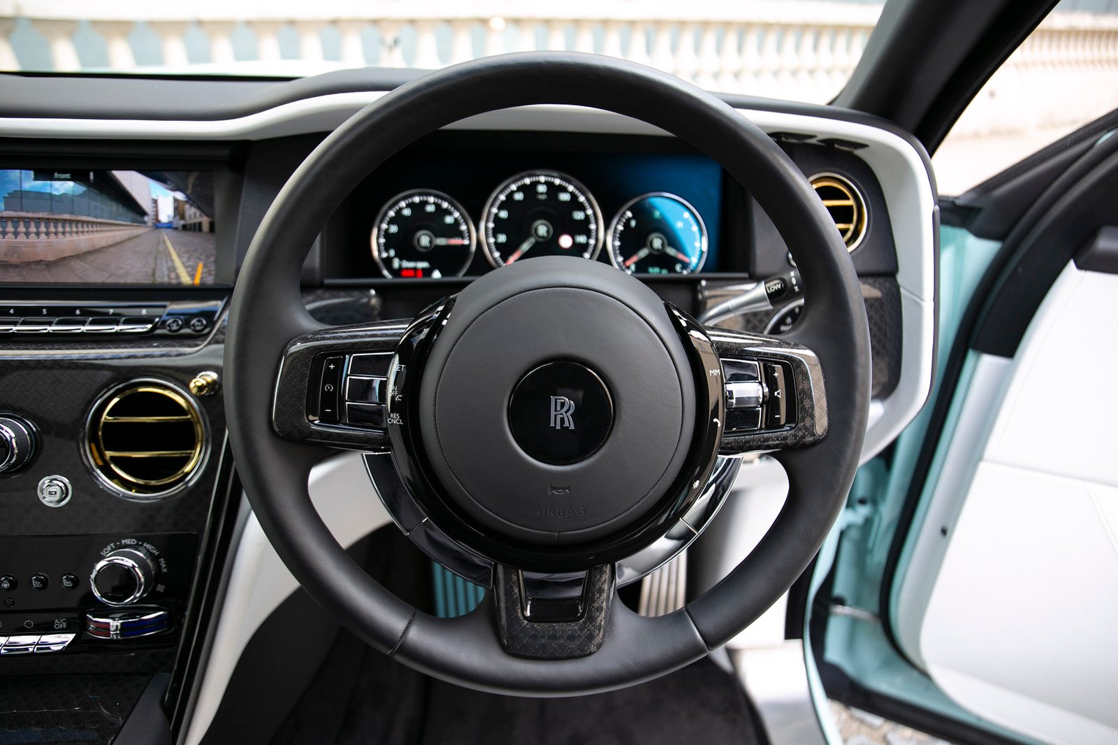 Rolls Royce Cullinan Black Badge