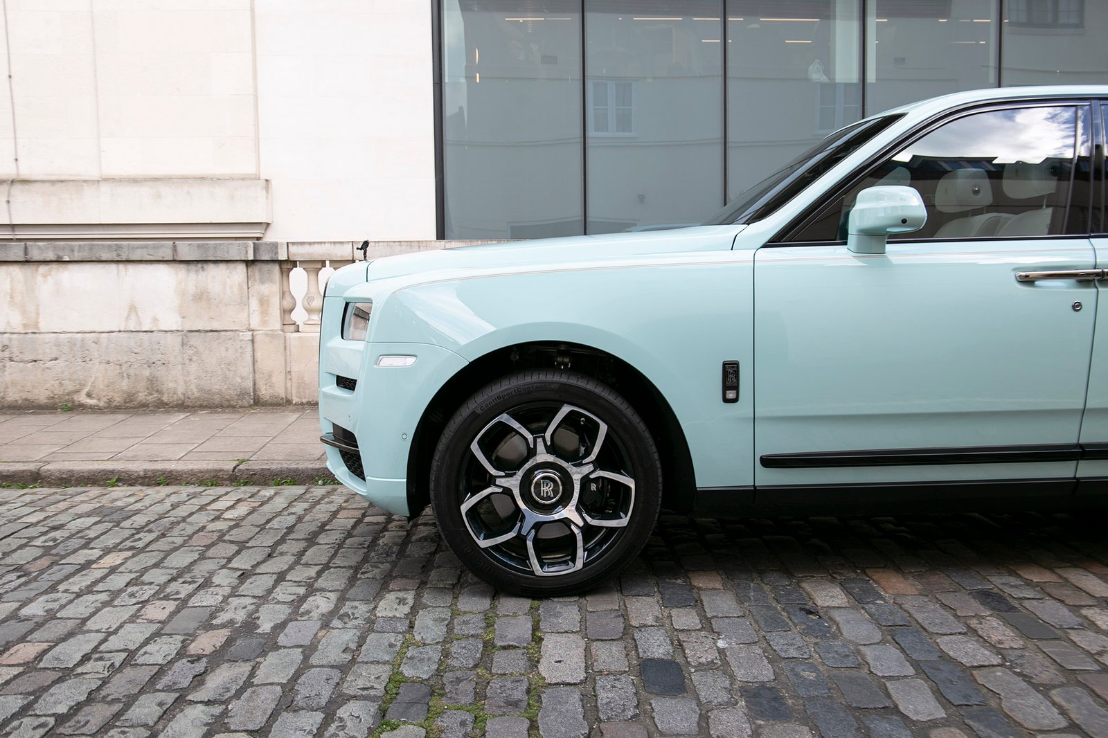 Rolls Royce Cullinan Black Badge