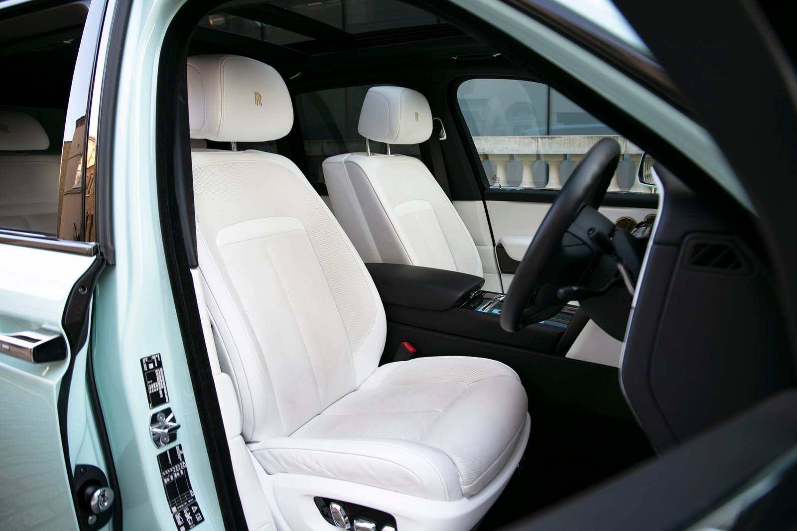 Rolls Royce Cullinan Black Badge