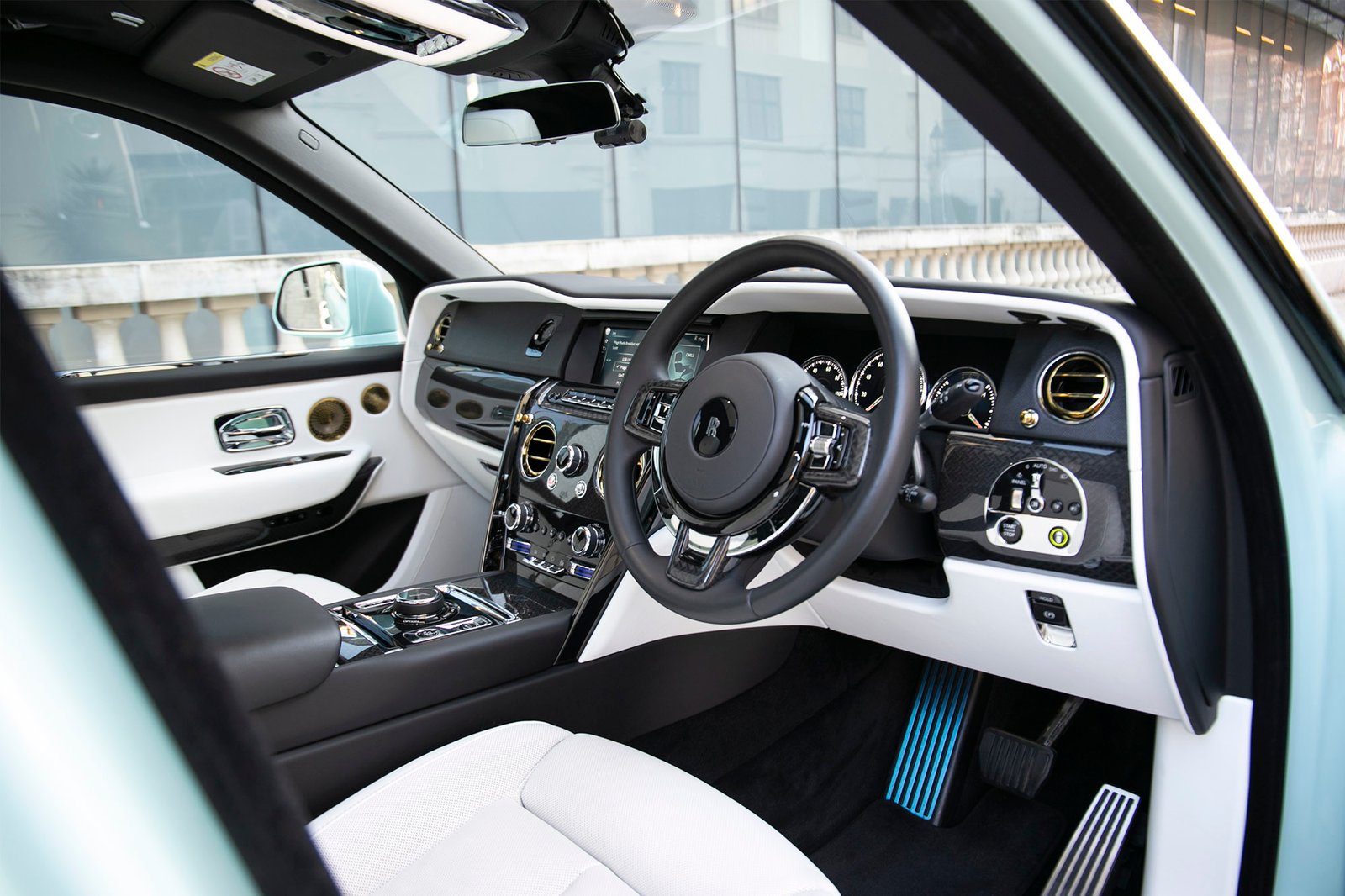 Rolls Royce Cullinan Black Badge