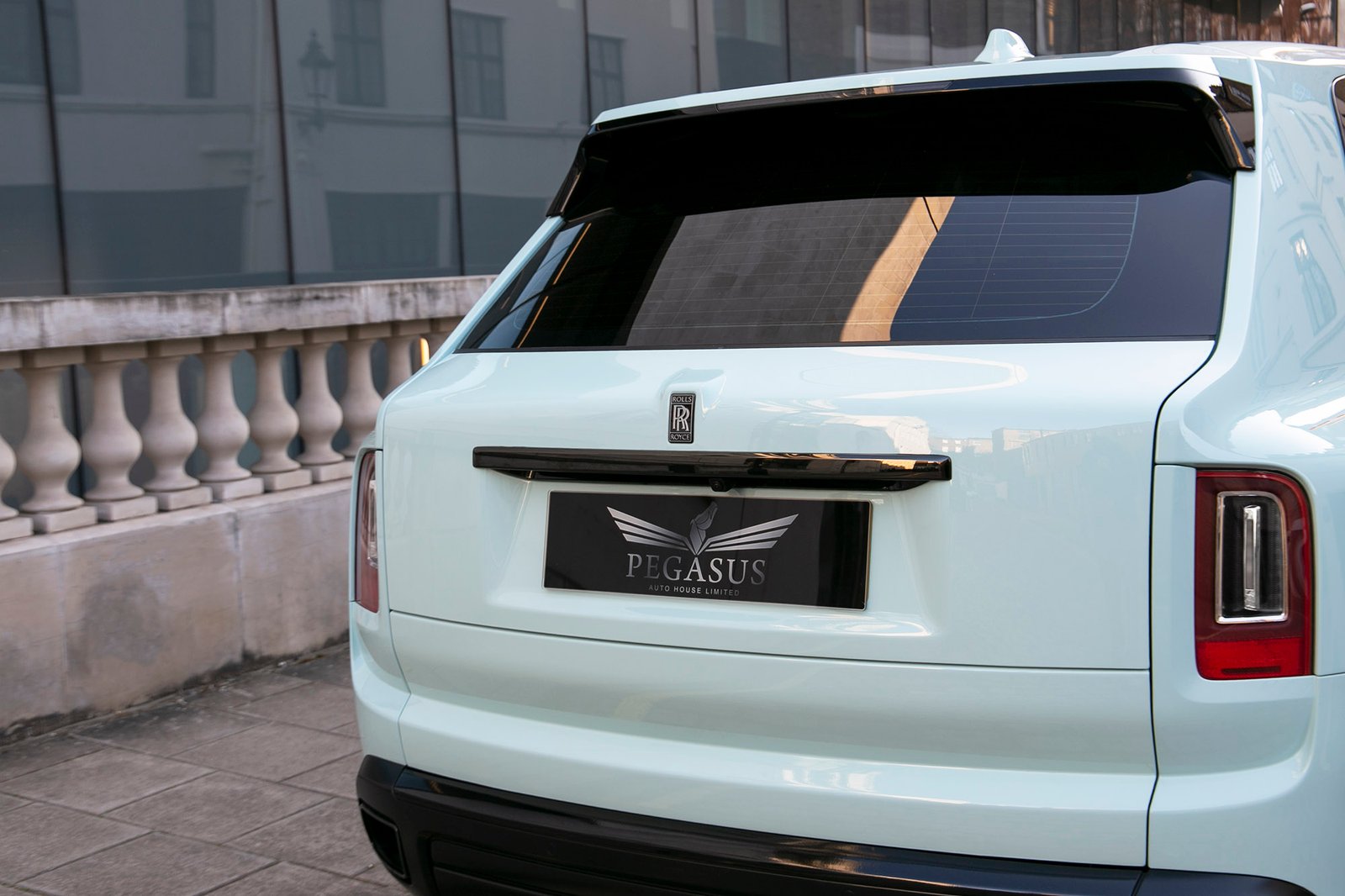 Rolls Royce Cullinan Black Badge