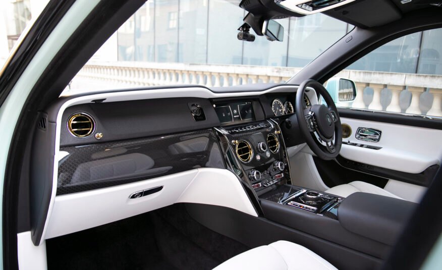 Rolls Royce Cullinan Black Badge