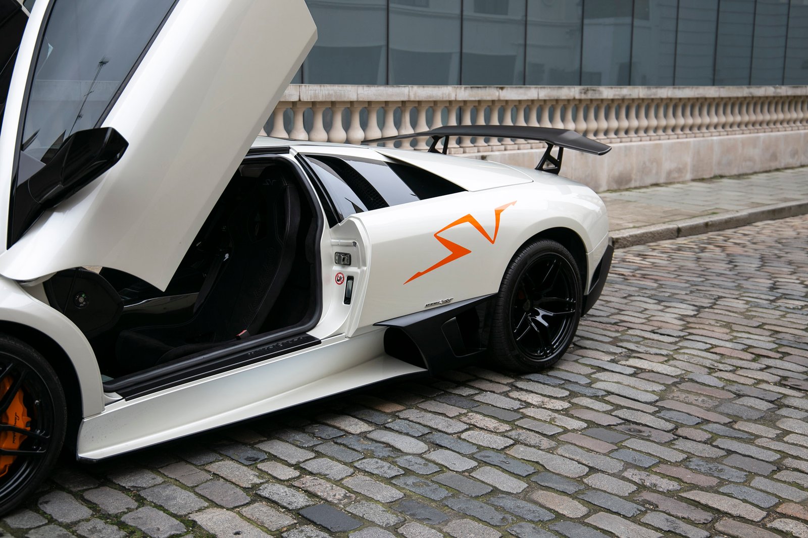 Lamborghini Murcielago LP670-4 SV