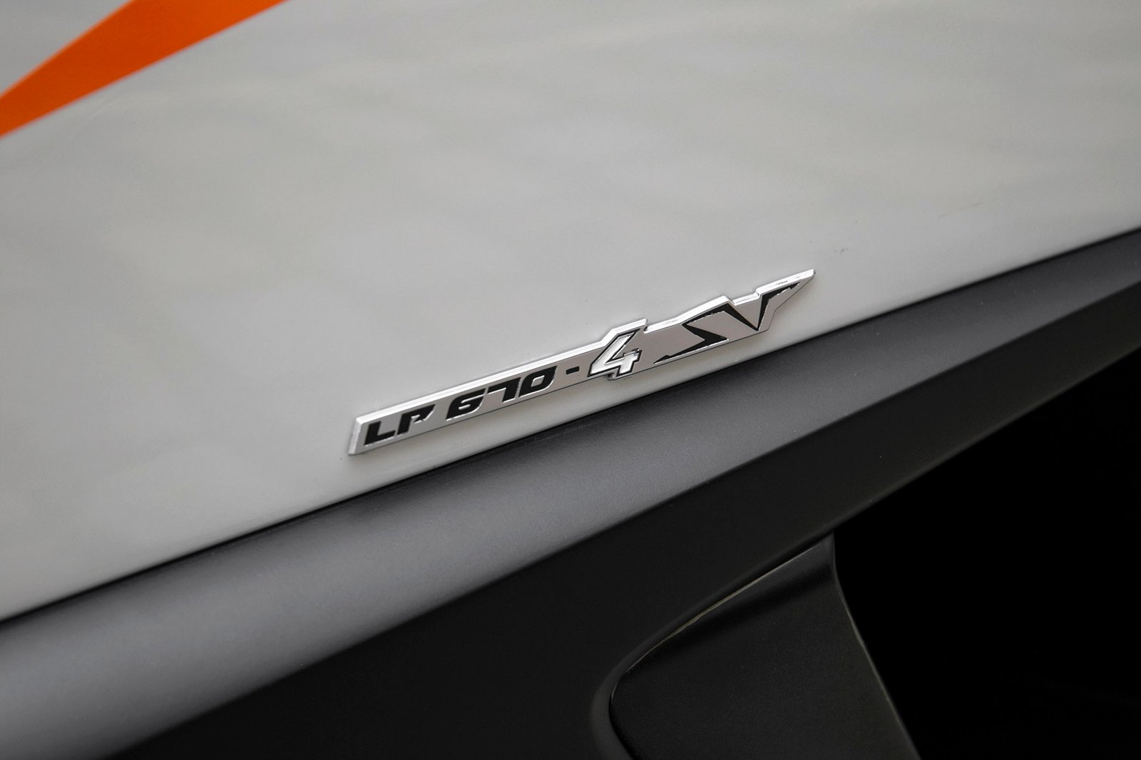 Lamborghini Murcielago LP670-4 SV