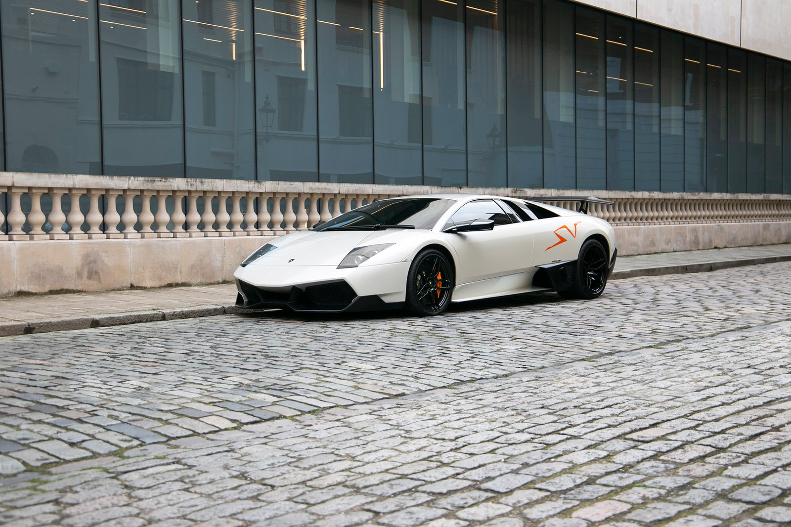 Lamborghini Murcielago LP670-4 SV