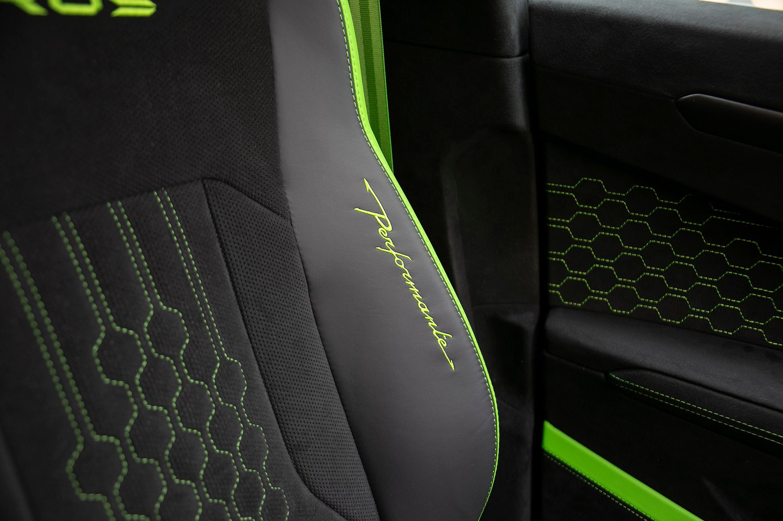 Lamborghini Urus Performante