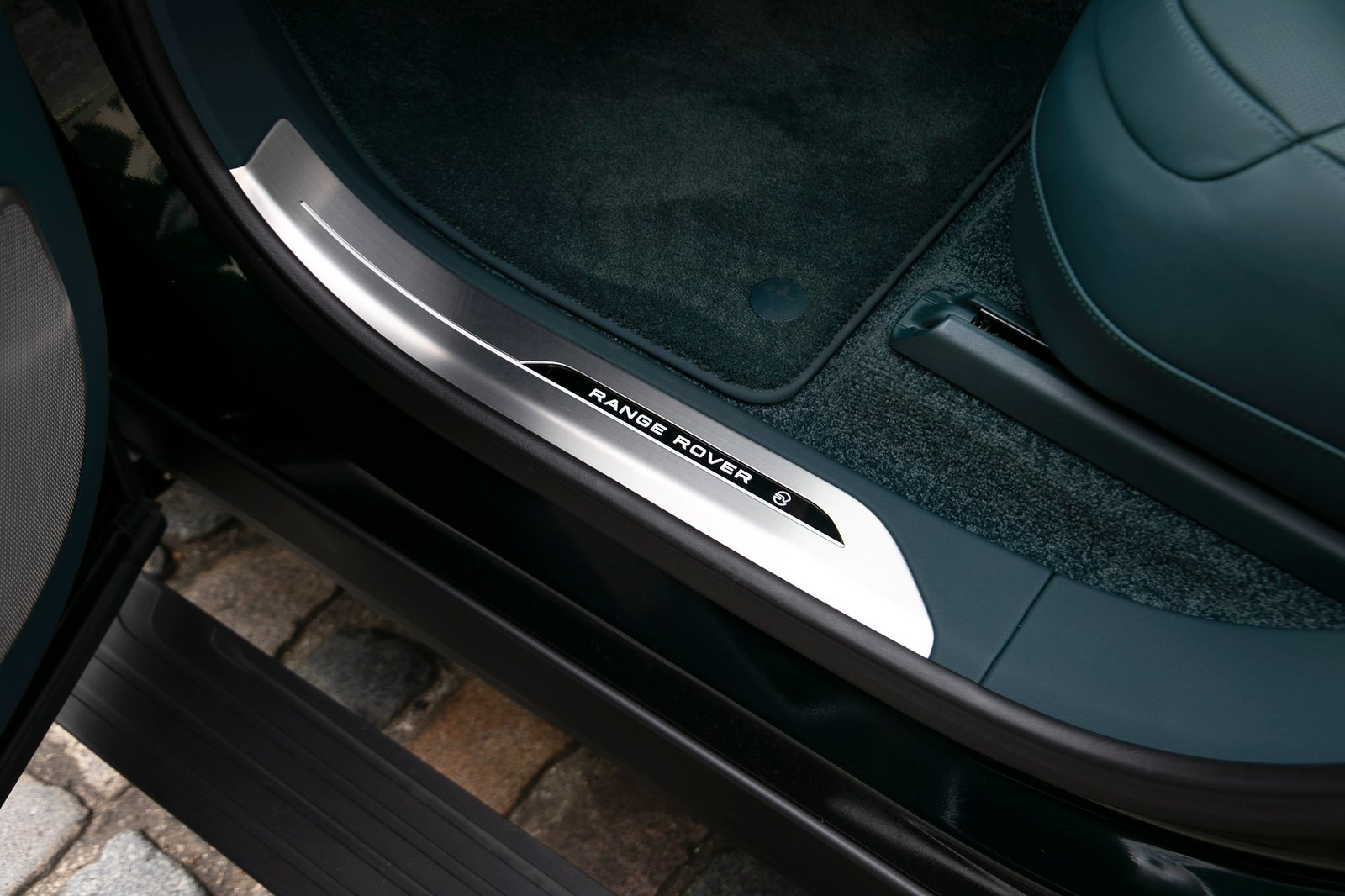 Land Rover Range Rover P615 SV