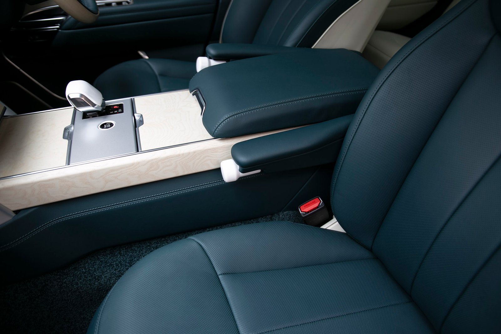 Land Rover Range Rover P615 SV