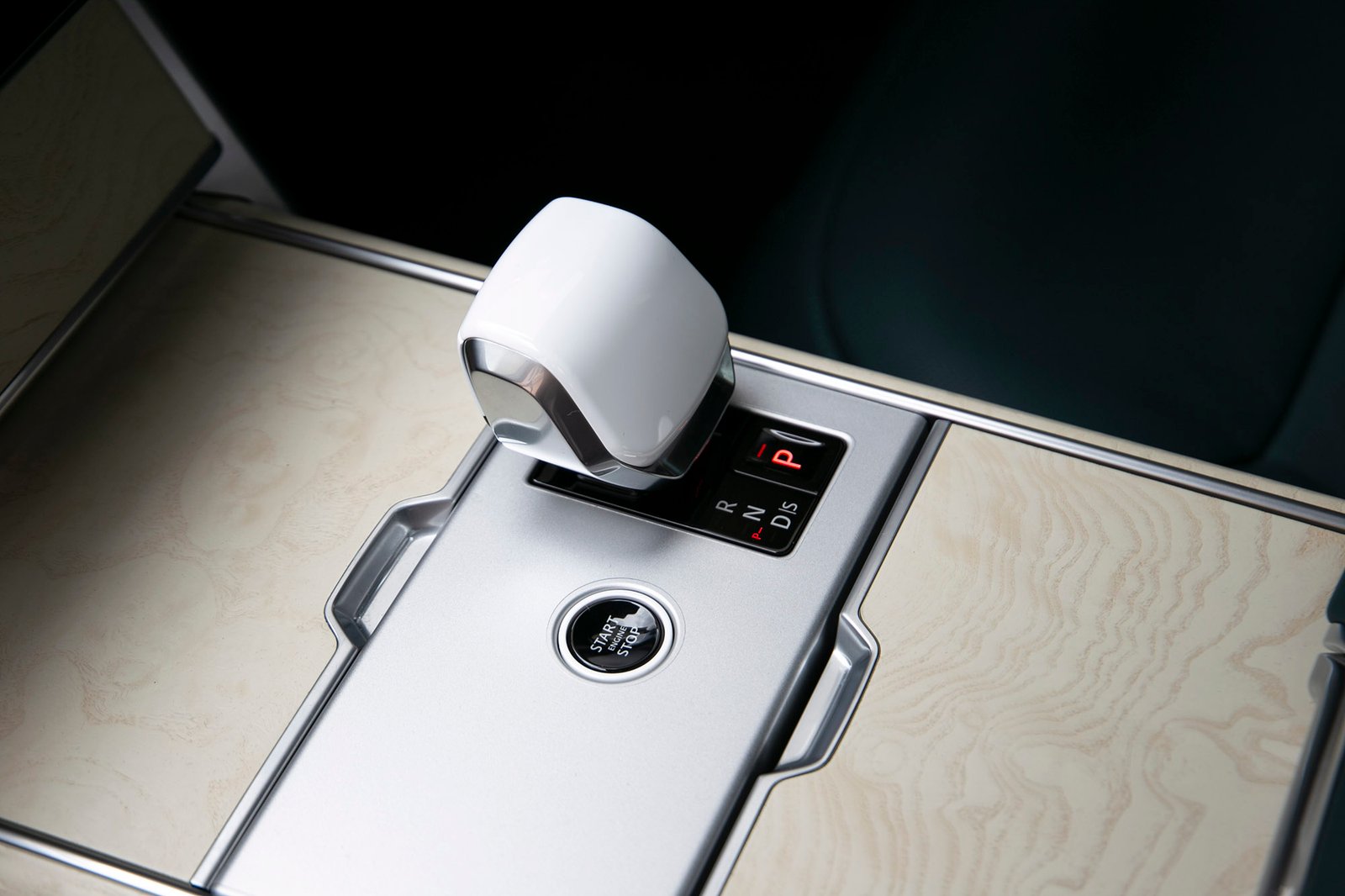 Land Rover Range Rover P615 SV