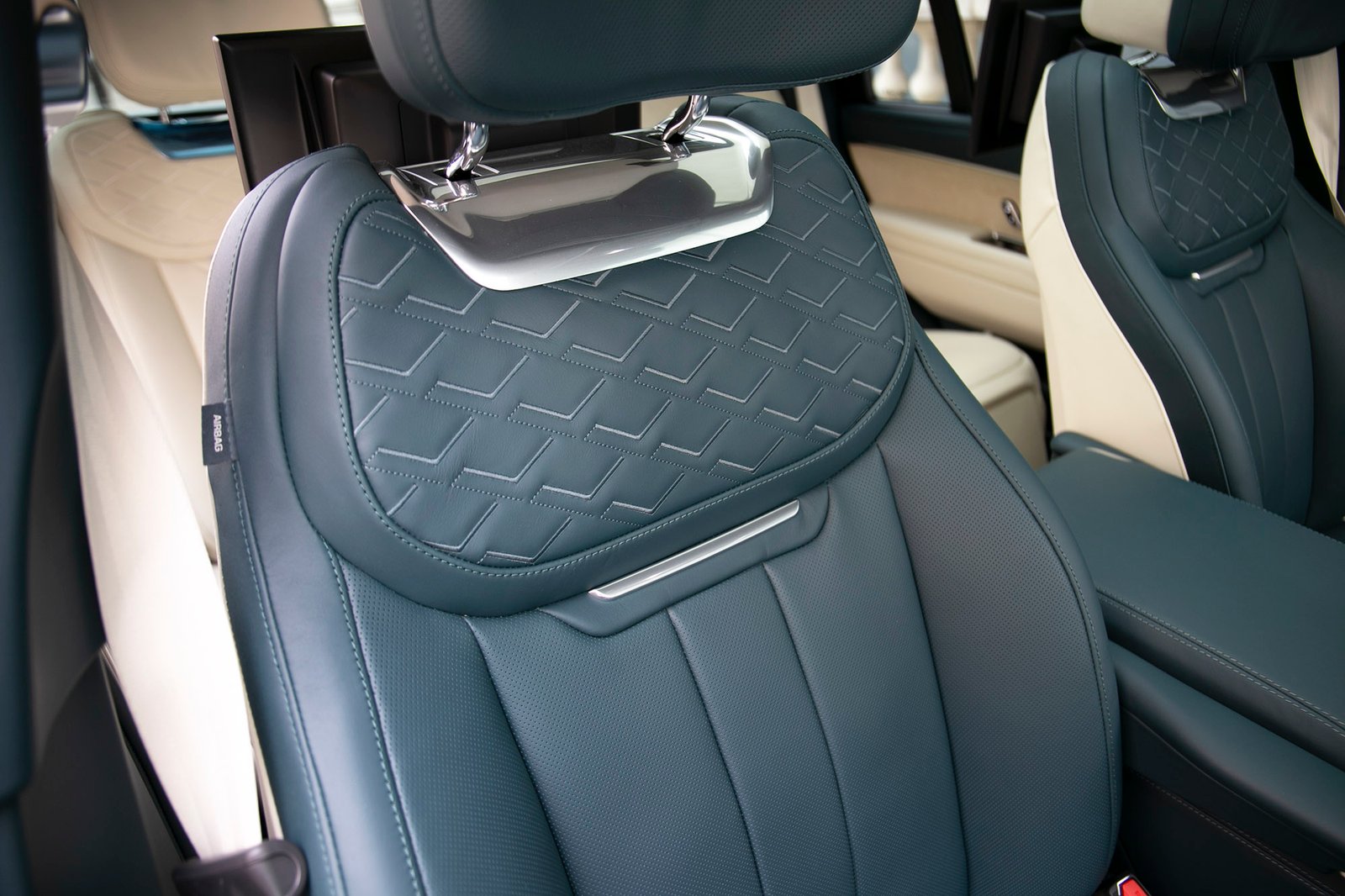 Land Rover Range Rover P615 SV