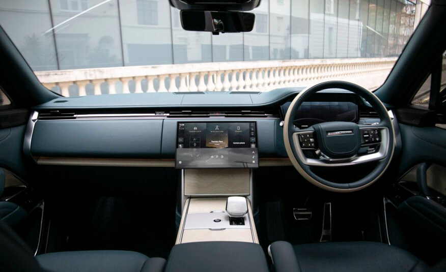 Land Rover Range Rover P615 SV